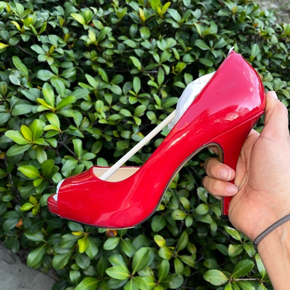 Bright Red Jessica Simpson Peep-Toe Heels - Picture 7 of 7